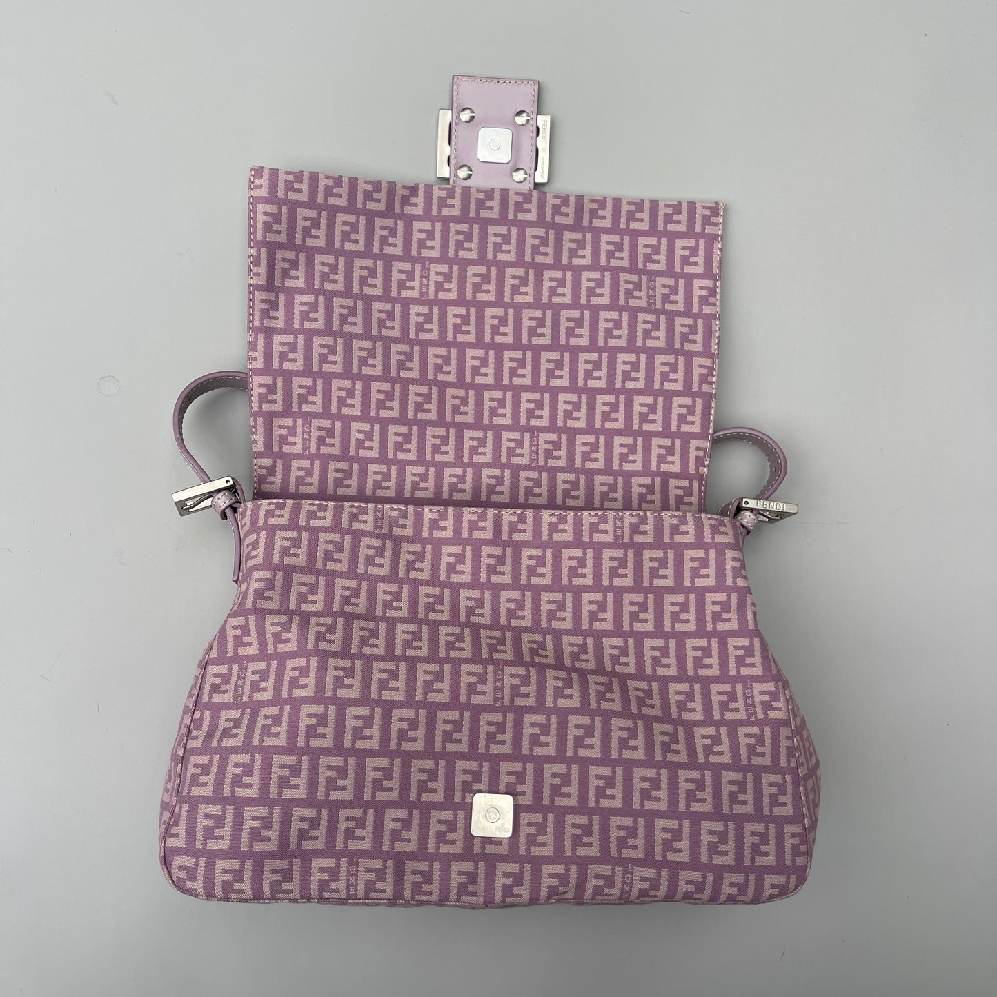 Fendi Lavander mamma baguette shoulder bag