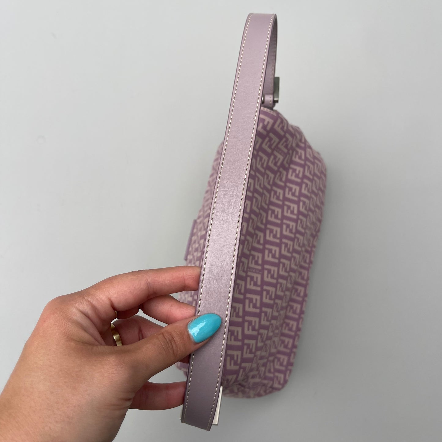 Fendi Lavander mamma baguette shoulder bag