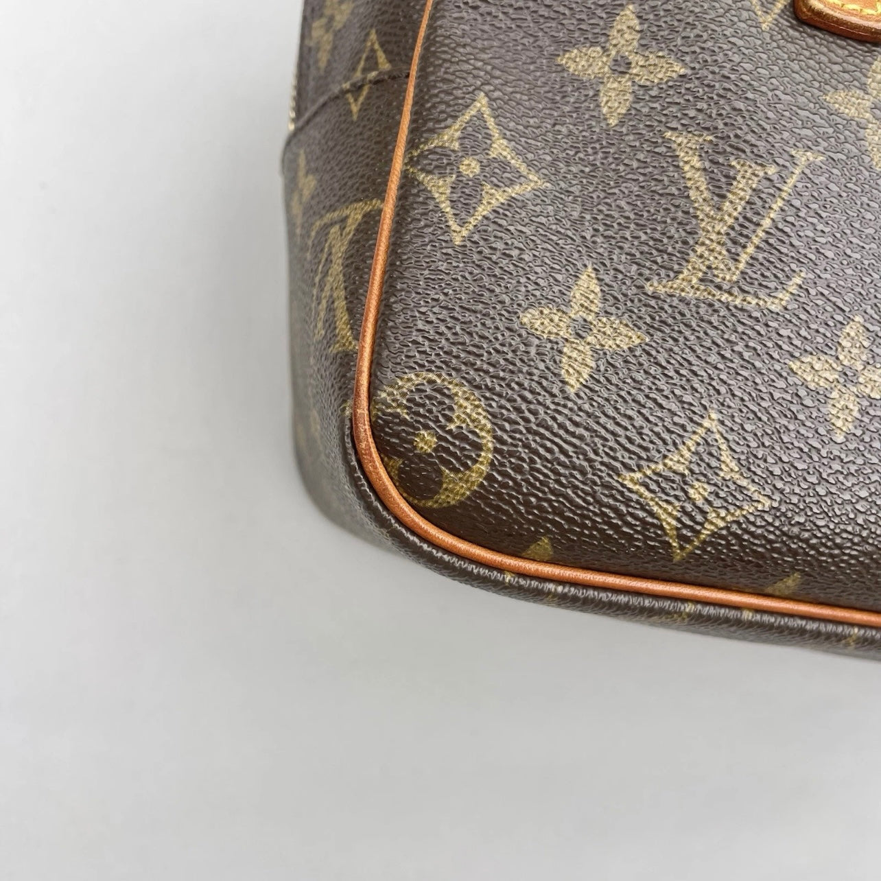 Louis Vuitton Cite Shoulder Bag MM Brown Monogram Canvas Shoulder Bag