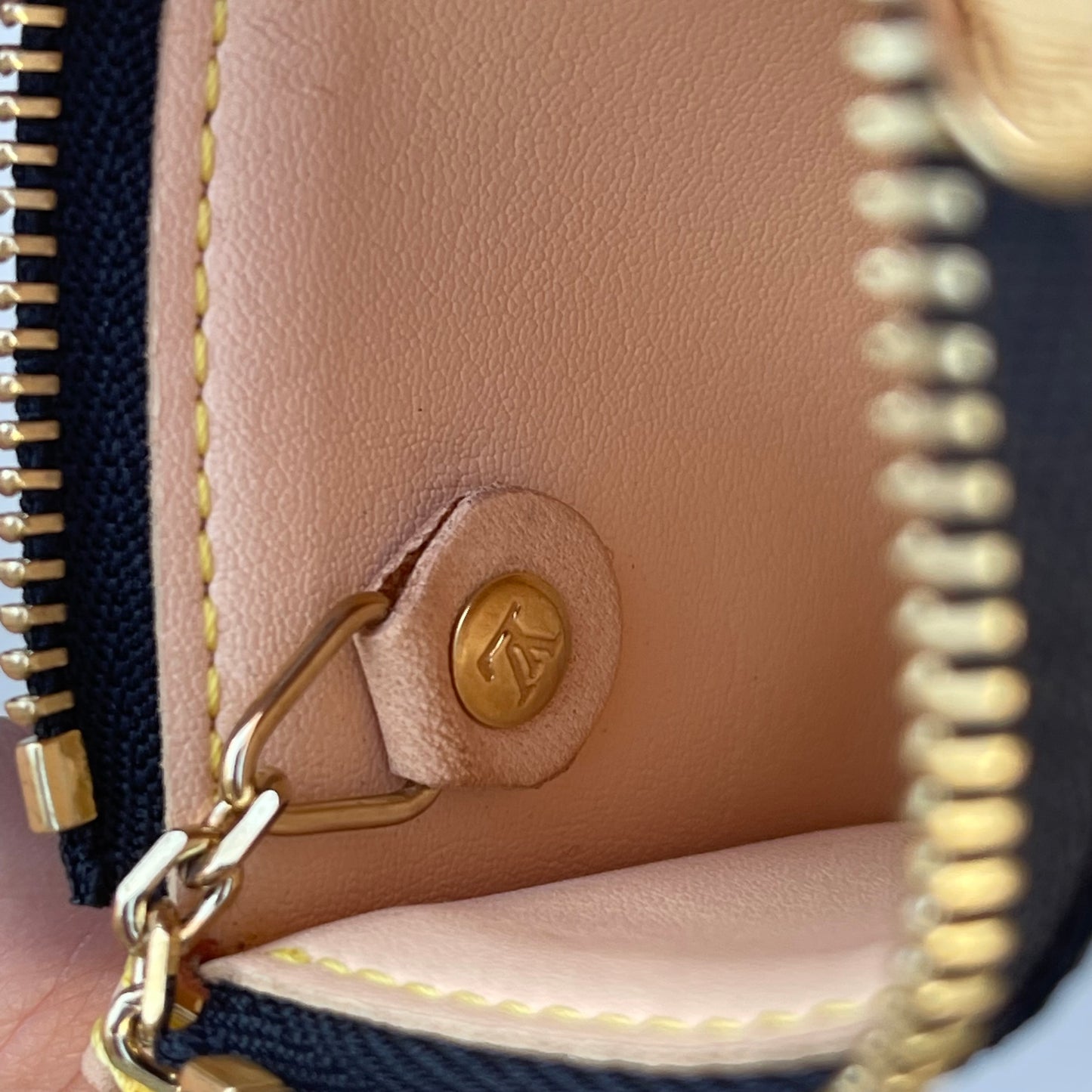 Louis Vuitton Black Multicolor Key Cles Takashi Murakami